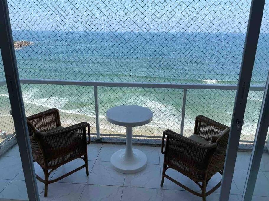 Hermoso Dpto Con Vista Frontal Al Mar Pitangueiras 과루자 외부 사진